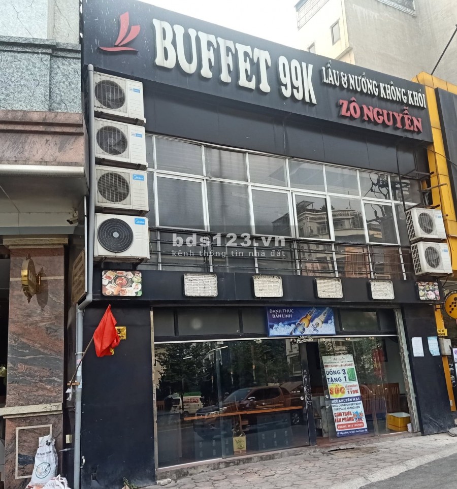 Siêu hiếm! Bán gấp nhà mặt phố Nguyễn Hoàng, 90m2, MT 7m, 23 tỷ.