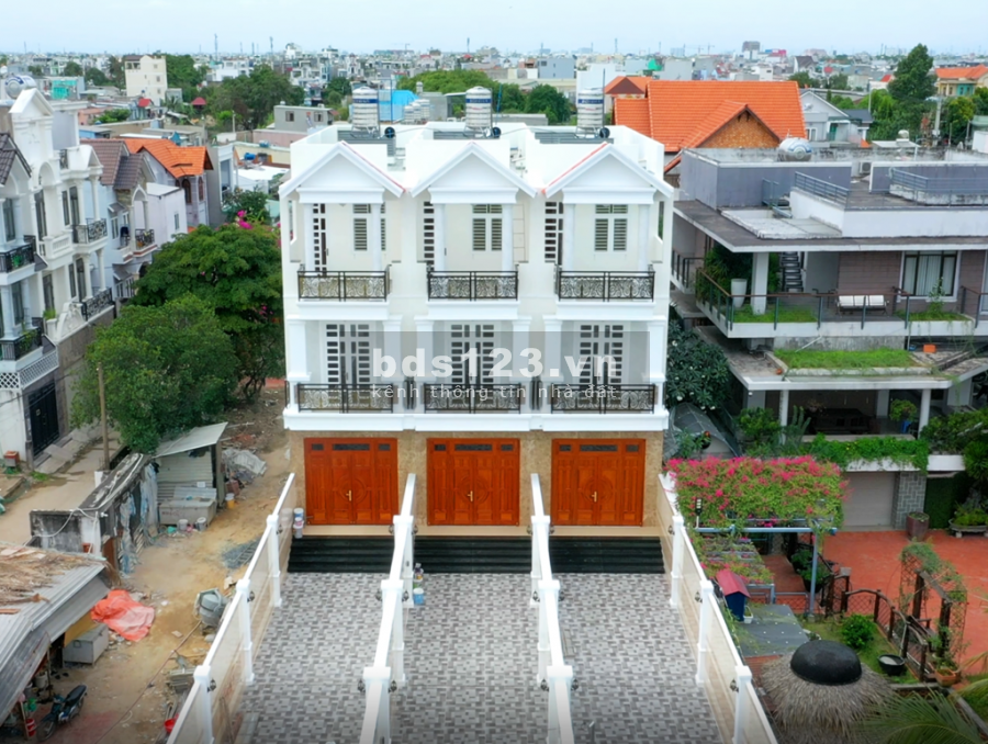 Phường Hiệp Bình Chánh Bán nhà View Sông, đường 38 diện tích 149 m², 1 trệt 2 lầu, Hiệp Bình Chánh, Thủ Đức