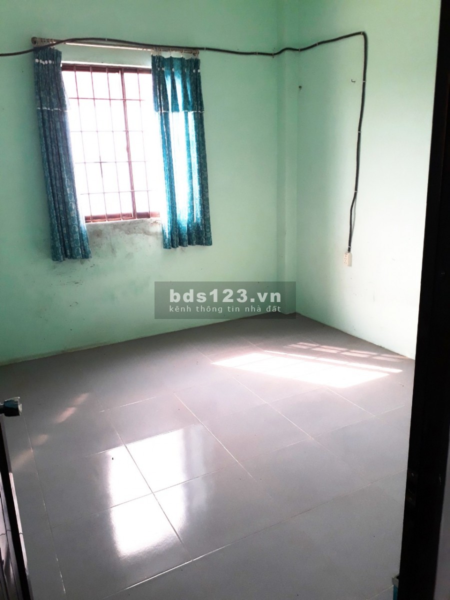Cần bán nhà giá rẻ gần chợ rạch sỏi