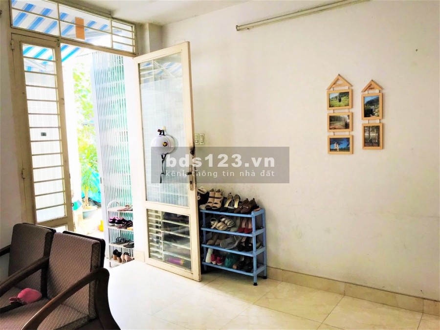 Cho thuê nhà riêng đường Phan Đăng Lưu, P. 5, Phú Nhuận. DT 5x9.3m, 1 trệt 1 lầu. Giá 10.5 triệu