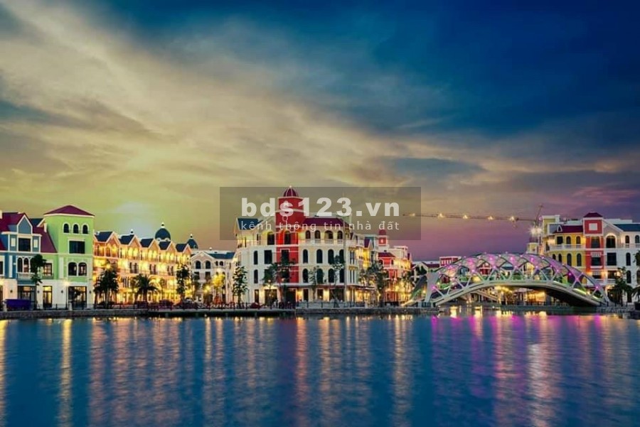 Mở bán nhà phố Grand World Phú Quốc cơ hội sinh lời không thể bỏ qua.Liên hệ CDT 0363583647