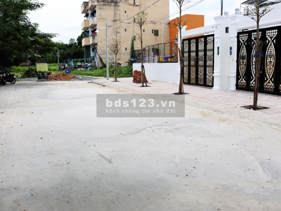 Phường Hiệp Bình Chánh Bán nhà View Sông, đường 38 diện tích 149 m², 1 trệt 2 lầu, Hiệp Bình Chánh, Thủ Đức