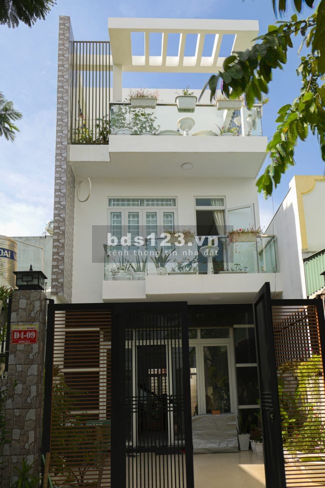 Nhà phố 1 lầu KCN cầu tràm, hạ tầng hoàn chỉnh, XDTD, SHR, 100m2