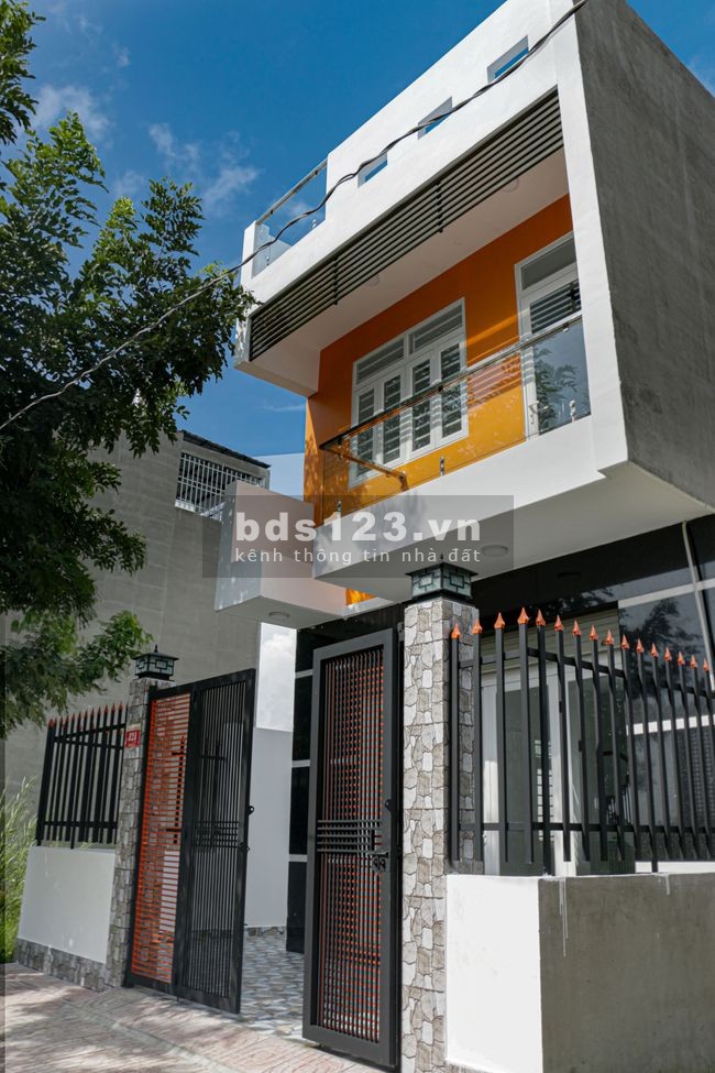 Nhà phố 1 lầu KCN cầu tràm, hạ tầng hoàn chỉnh, XDTD, SHR, 100m2