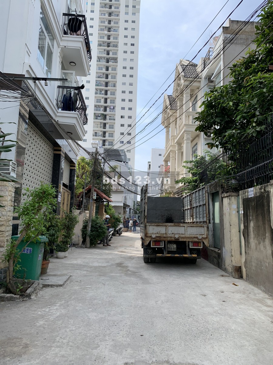 Nhà Phố 2 Lầu Sân Thượng Hẻm Xe Hơi Đ.Lê Thị Chợ, p.Phú Thuận, Quận 7