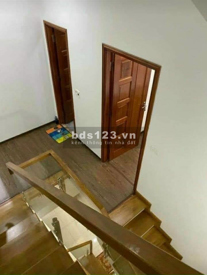 Bán nhà 4 tầng đường Trần Nguyên Đán, KĐT Vạn Phúc, 52.5m2, mt 6m, 3.35 tỷ