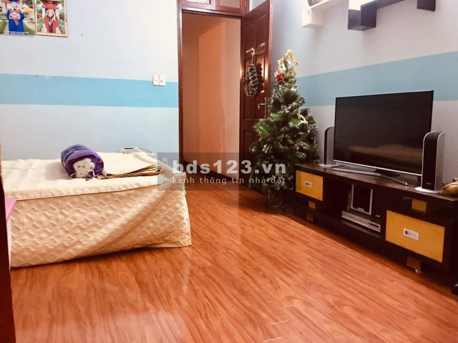 Nhà Quan Bề Thế đón xuân 50m2*3T Tạ Quang Bửu chỉ nhỉnh 3 tỷ