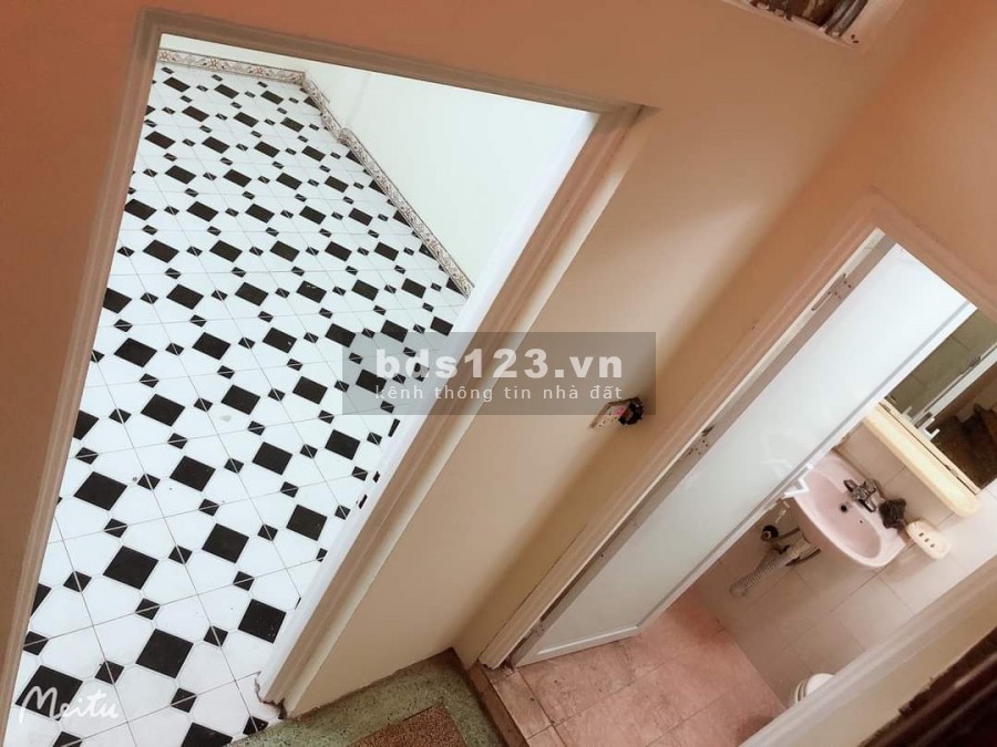 BÁN GẤP NHÀ HỒNG MAI 2 THOÁNG GẦN Ô TÔ TRÁNH 10M 20M 4T 3PN ĐẸP SẠCH Ở LUÔN GIÁ 1.96 TỶ