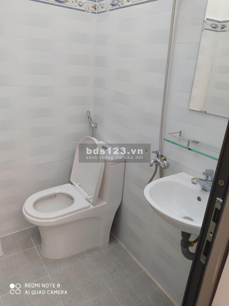 NHÀ TÔN ĐẢN 5PN 60M2 GIÁ CHỈ 3.9 TỶ KO QUY HOẠCH NHÀ CỰC ĐẸP.