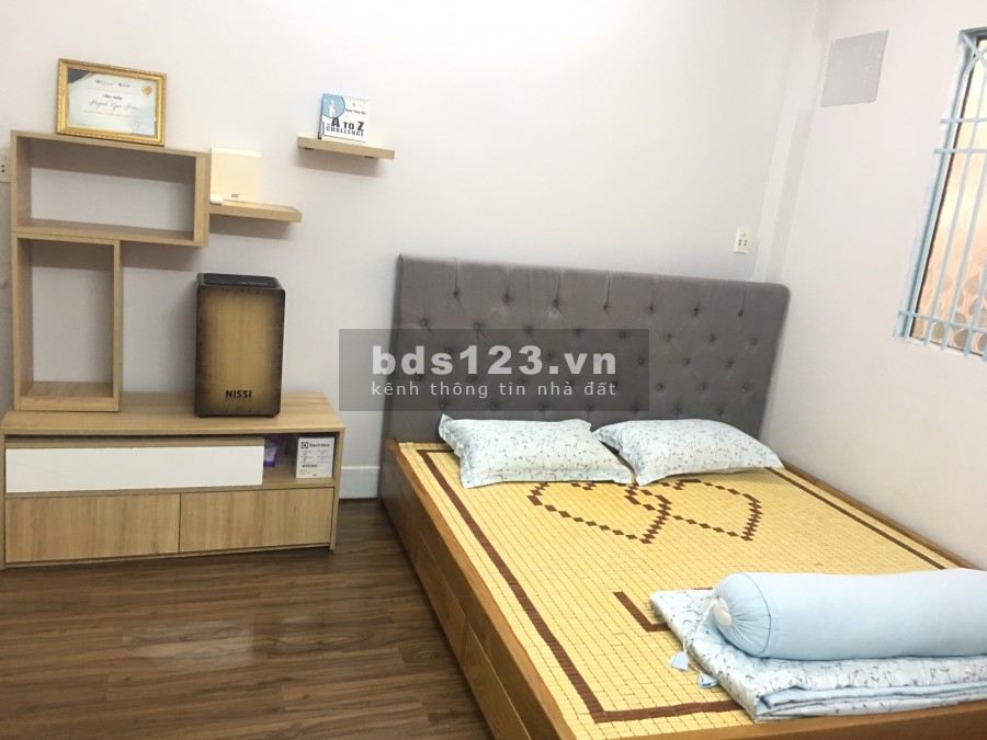 Chính chủ cần bán nhà vị trí đẹp tại đường Trần Hưng Đạo, Phường Cô Giang, Quận 1