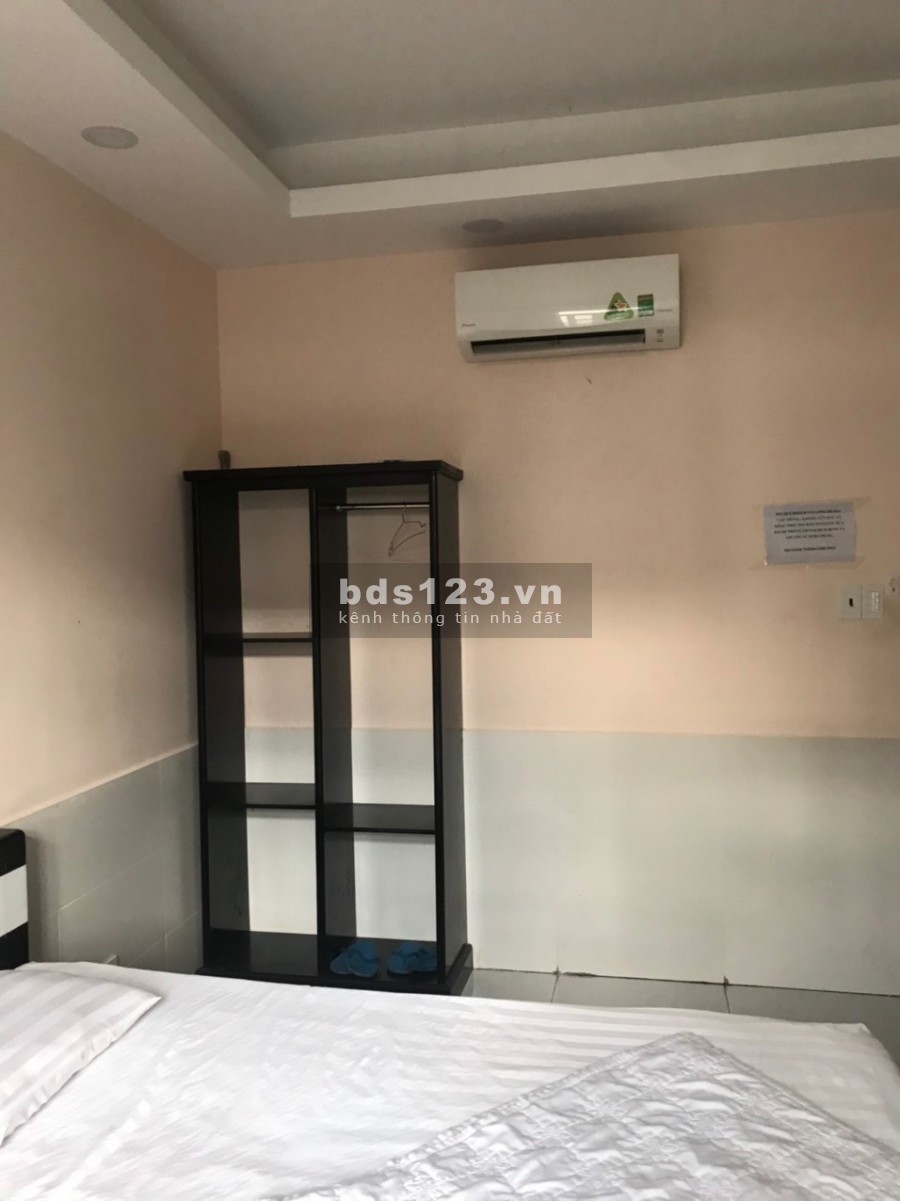 Bán khách sạn Nguyễn Thái Sơn Gò Vấp 104m2 5 tầng 14 phòng chỉ 15.3 tỷ.