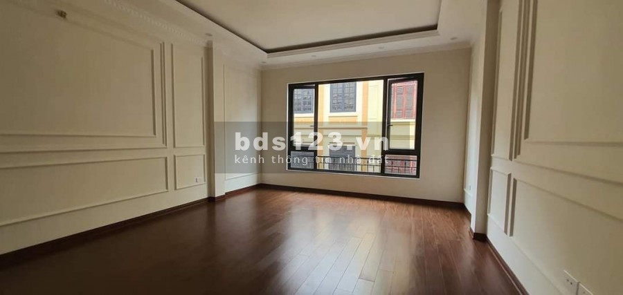 Chính chủ bán nhà Phân lô 66m x 7 tầng đường Trần Quốc Hoàn, Cầu Giấy.