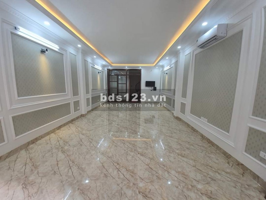 Chính chủ bán nhà Phân lô 66m x 7 tầng đường Trần Quốc Hoàn, Cầu Giấy.