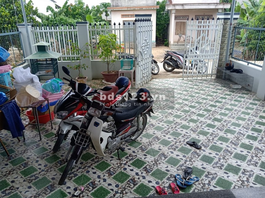 Bán đất tặng nhà 210m2 gần chợ Tân Xương xã Suối Cát giá rẻ LH 0788.558.552