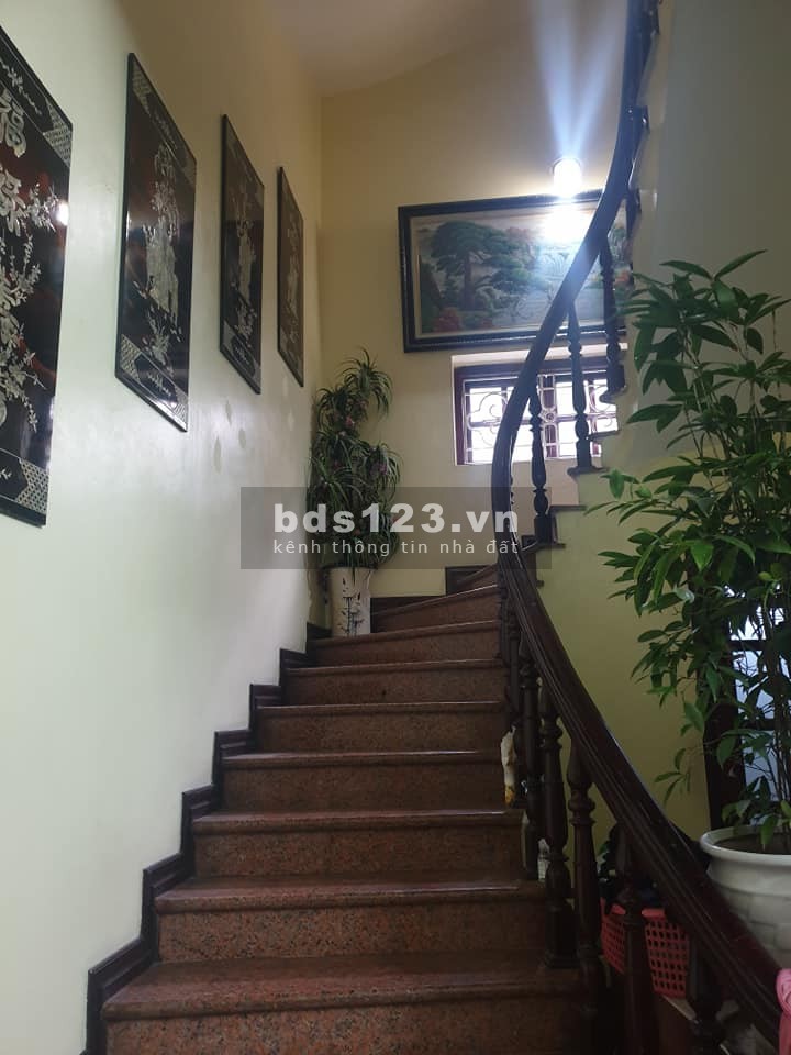 Nhà Hoa Lâm, 130m, lô góc, 4 tầng, MT 12m, giá 8.5 tỷ