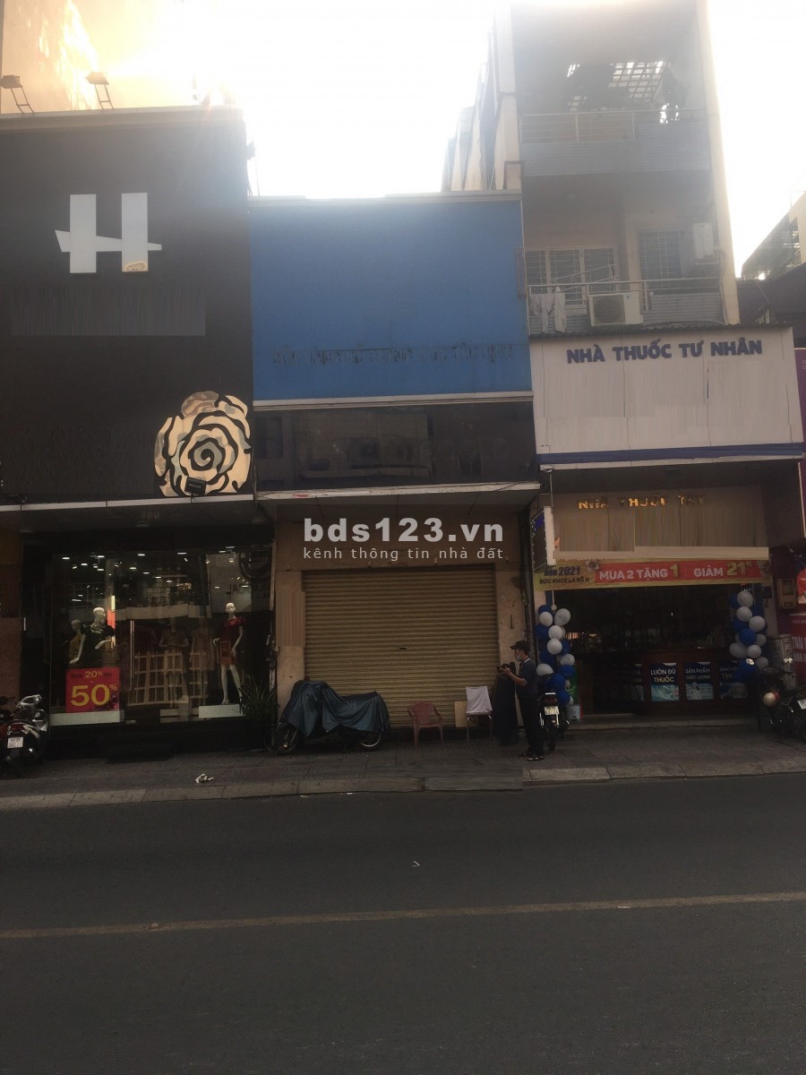 Đường Lê Văn Quới mặt tiền nguyên căn 4 x 30
