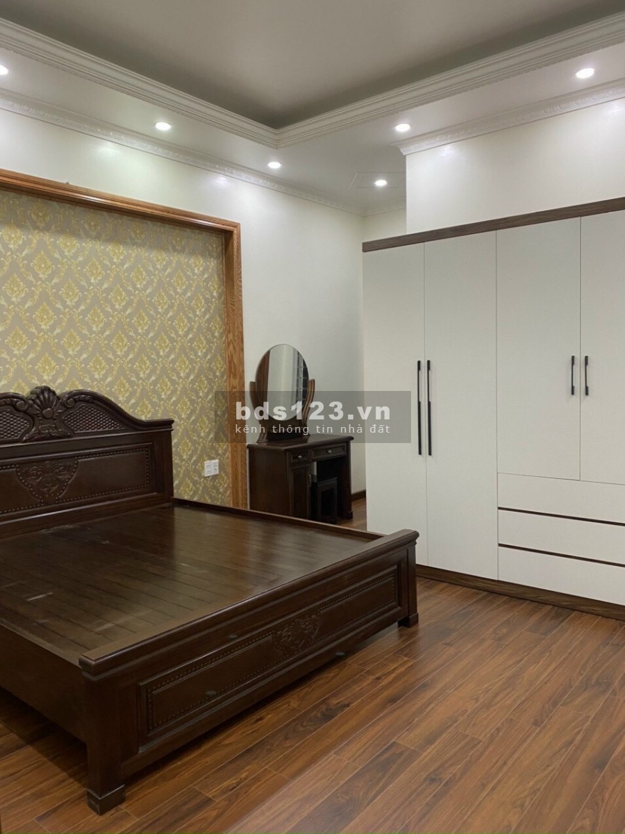 Bán nhà 4.5 tầng, có Thang Máy, Trường Chinh, HD 67.5m2, mt 4.5m, cực đẹp