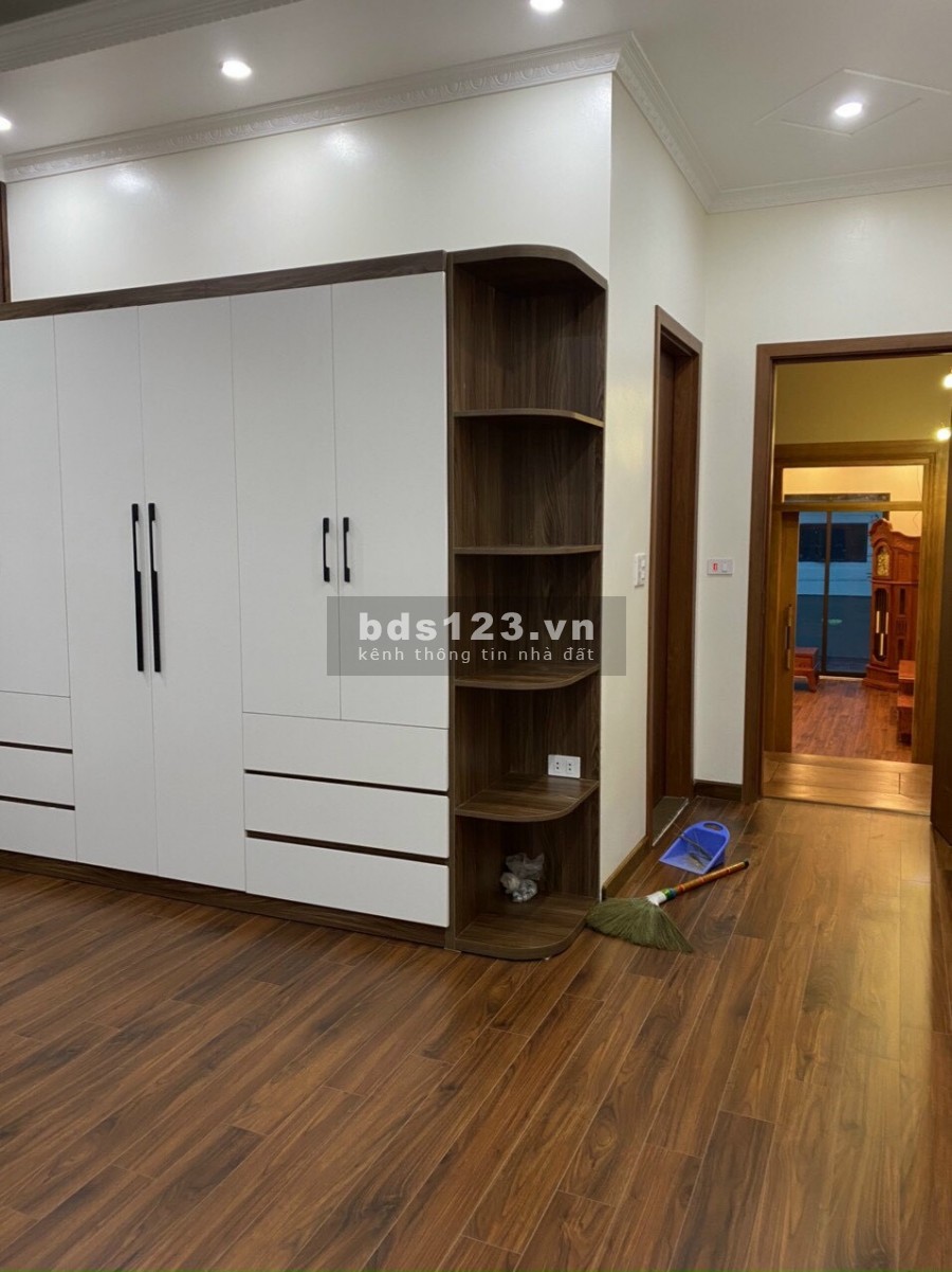 Bán nhà 4.5 tầng, có Thang Máy, Trường Chinh, HD 67.5m2, mt 4.5m, cực đẹp
