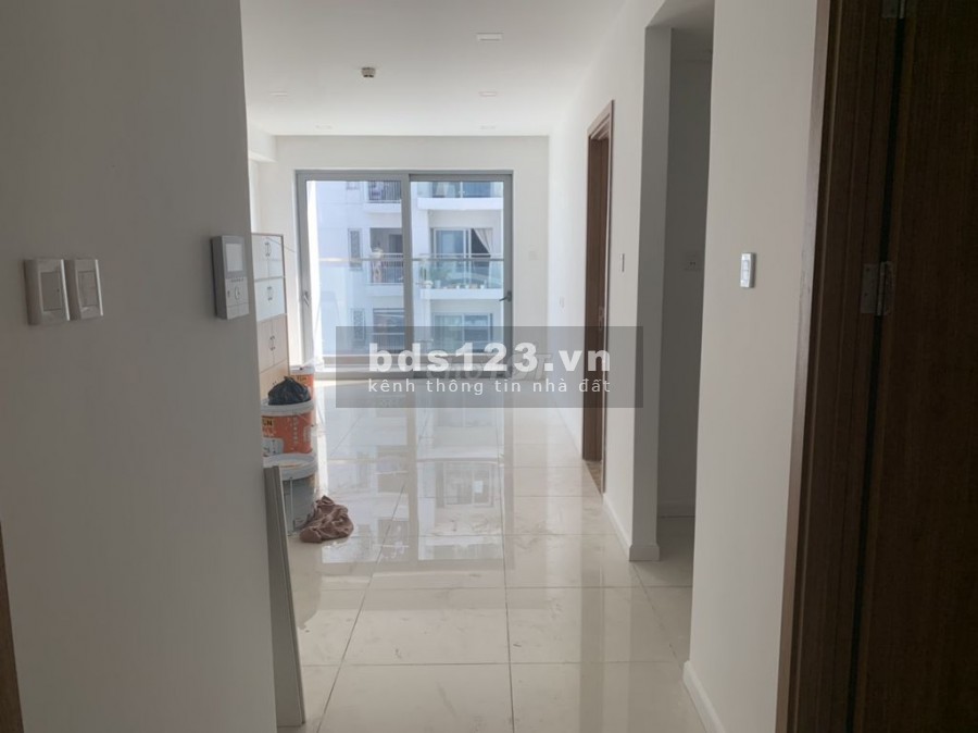 Có căn hộ 74m2, tầng cao, có sẵn nội thất, còn mới cc Rivera Park Sài Gòn, giá 14 triệu/tháng, LHCC