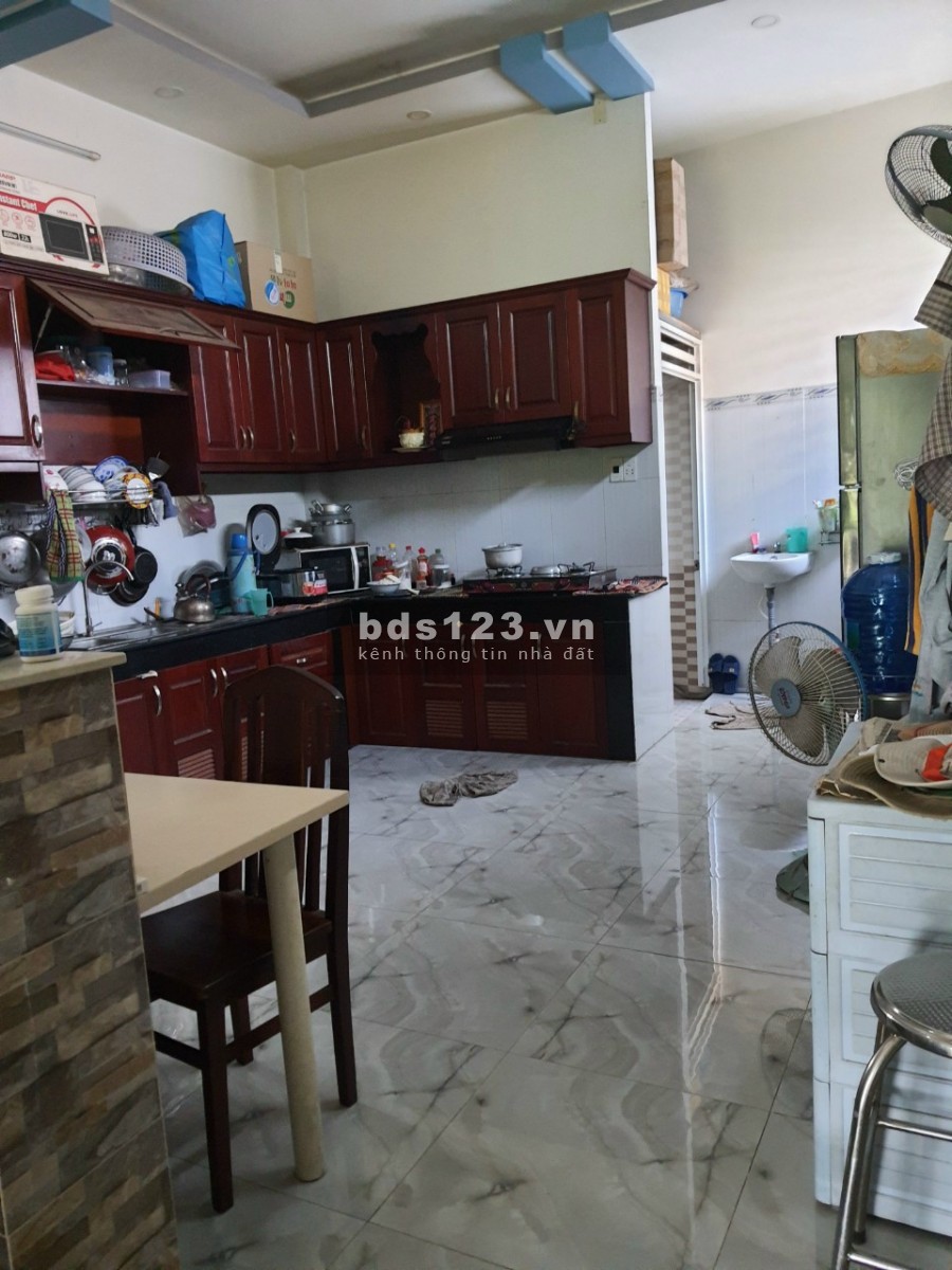 Nhà cạnh VinMart Bàu Cát, Ni Sư Huỳnh Liên, Tân Bình. 3,95 tỷ