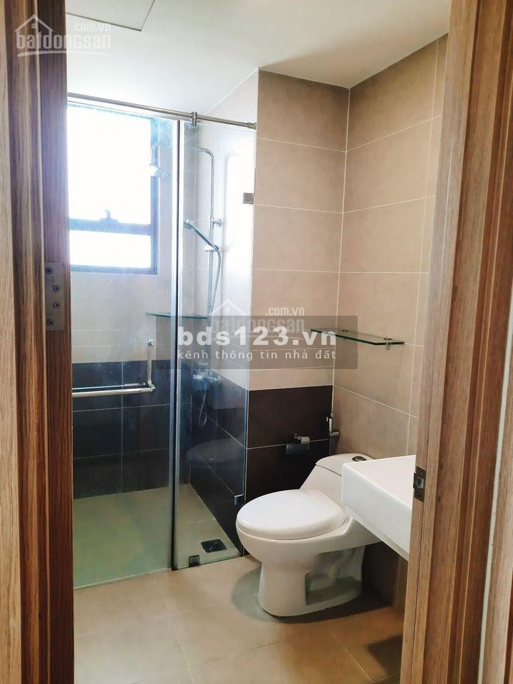 Mình có căn hộ rộng 75m2, có sẵn đồ dùng, vào ở được ngay, cc Rivera Park Quận 10, giá 14 triệu/tháng