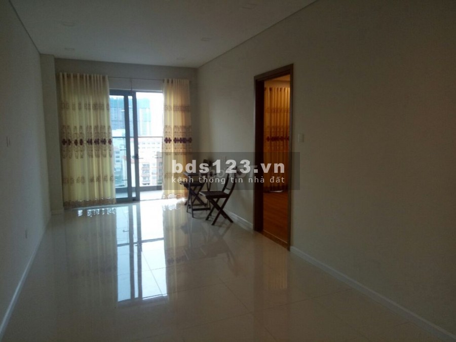 Cần cho thuê căn hộ rộng 74m2, 2 PN, cc Rivera Park, tầng cao, có sẵn đồ dùng, giá 16 triệu/tháng