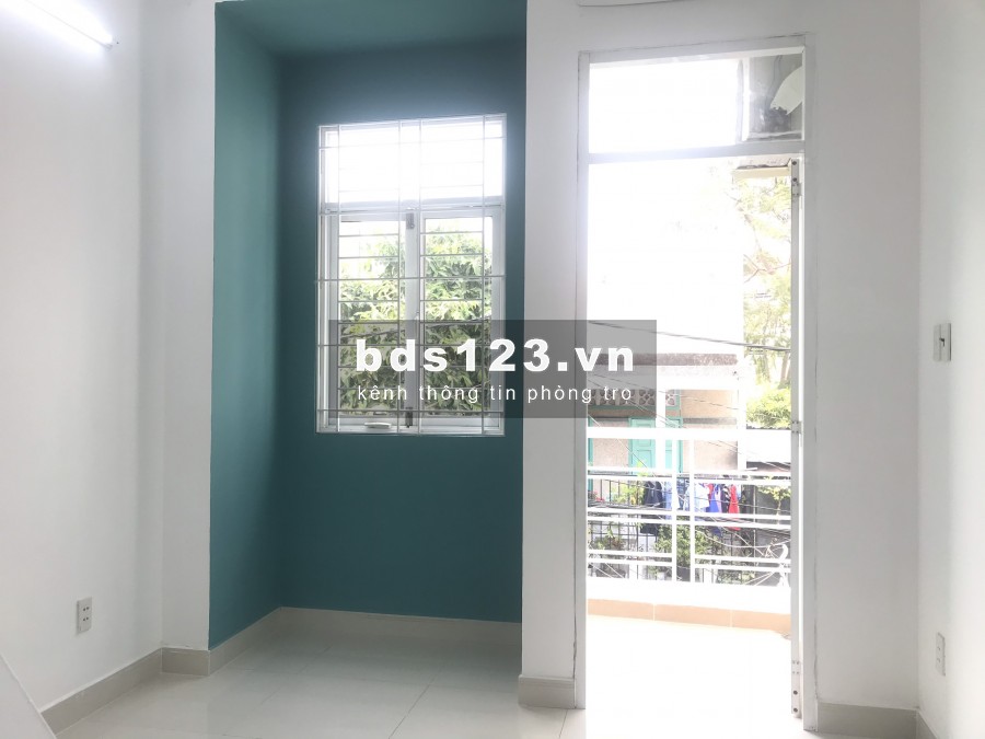 Duplex full nội thất_ thoáng mát_khu ăn uống_ đh luật_ gần trung tâm