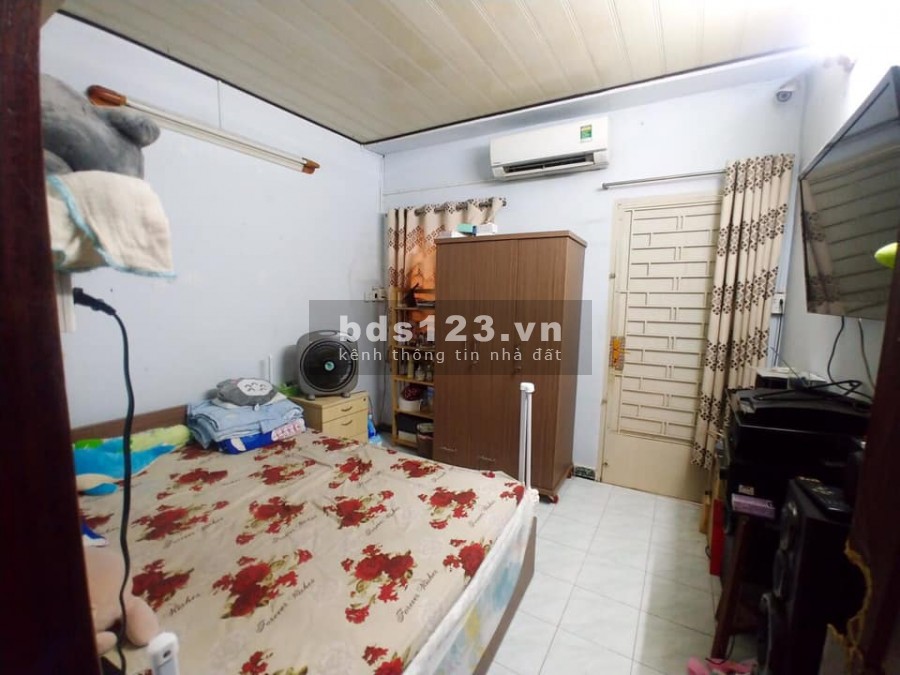 Bán nhà 40m2 đường Lý Thường Kiệt giá 4 tỷ