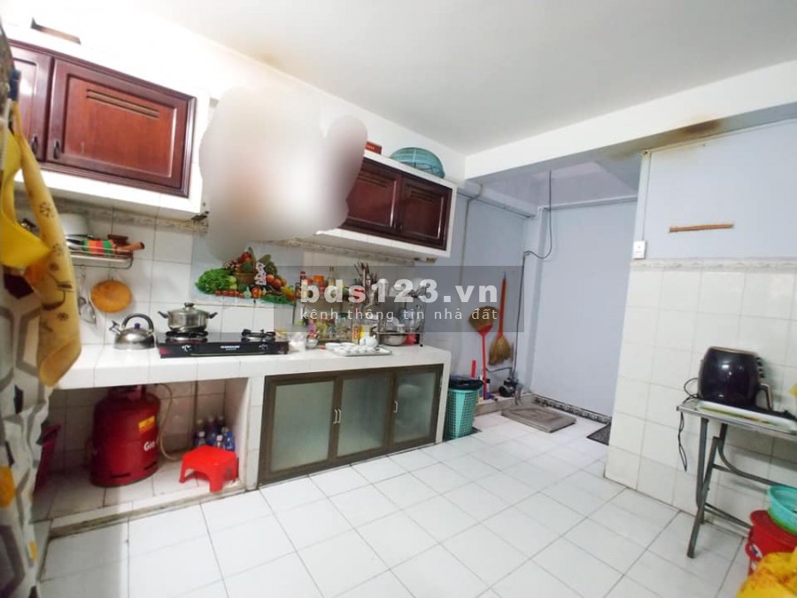 Bán nhà 40m2 đường Lý Thường Kiệt giá 4 tỷ