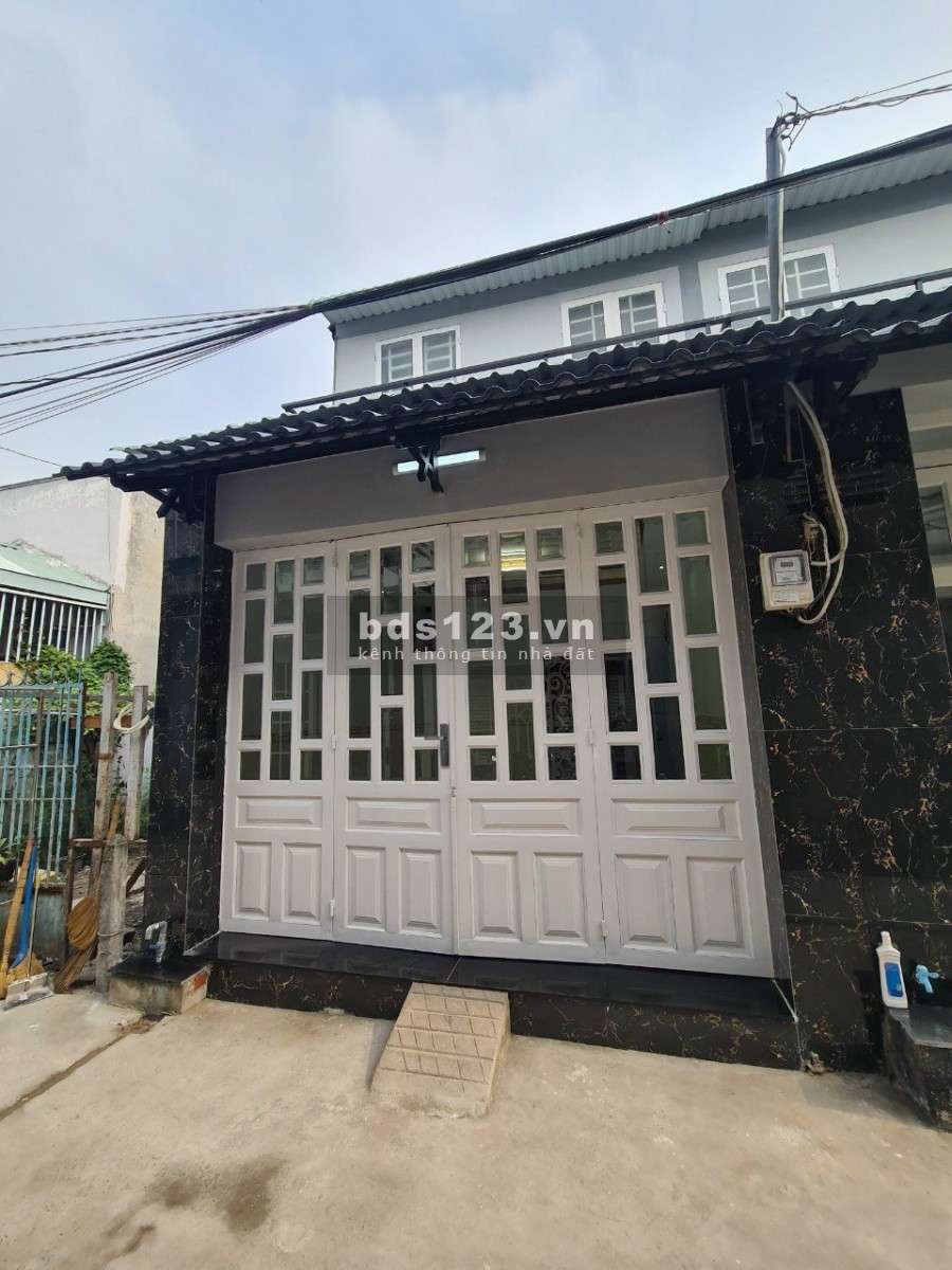 1.3 tỷ nhà sổ chung hẻm 3m, xã tân xuân Hóc Môn