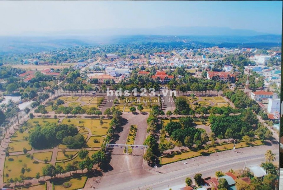 Bán đất mặt tiền đường Phan Đình Phùng 30m giá 3,3 Triệu/m2