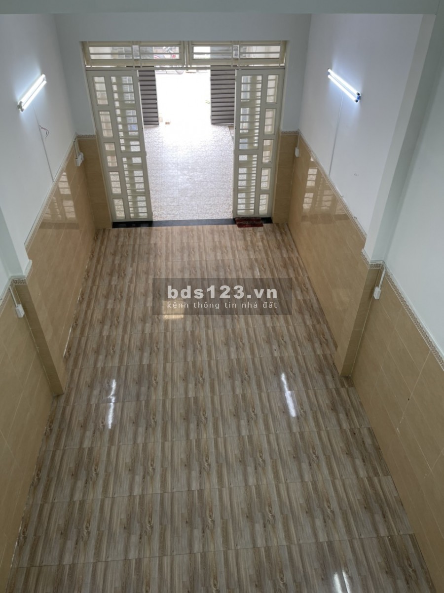 BÁN NHÀ MẶT TIỀN ĐƯỜNG HT 18, P HIỆP THÀNH, Q 12. 100M/ 5TỶ8