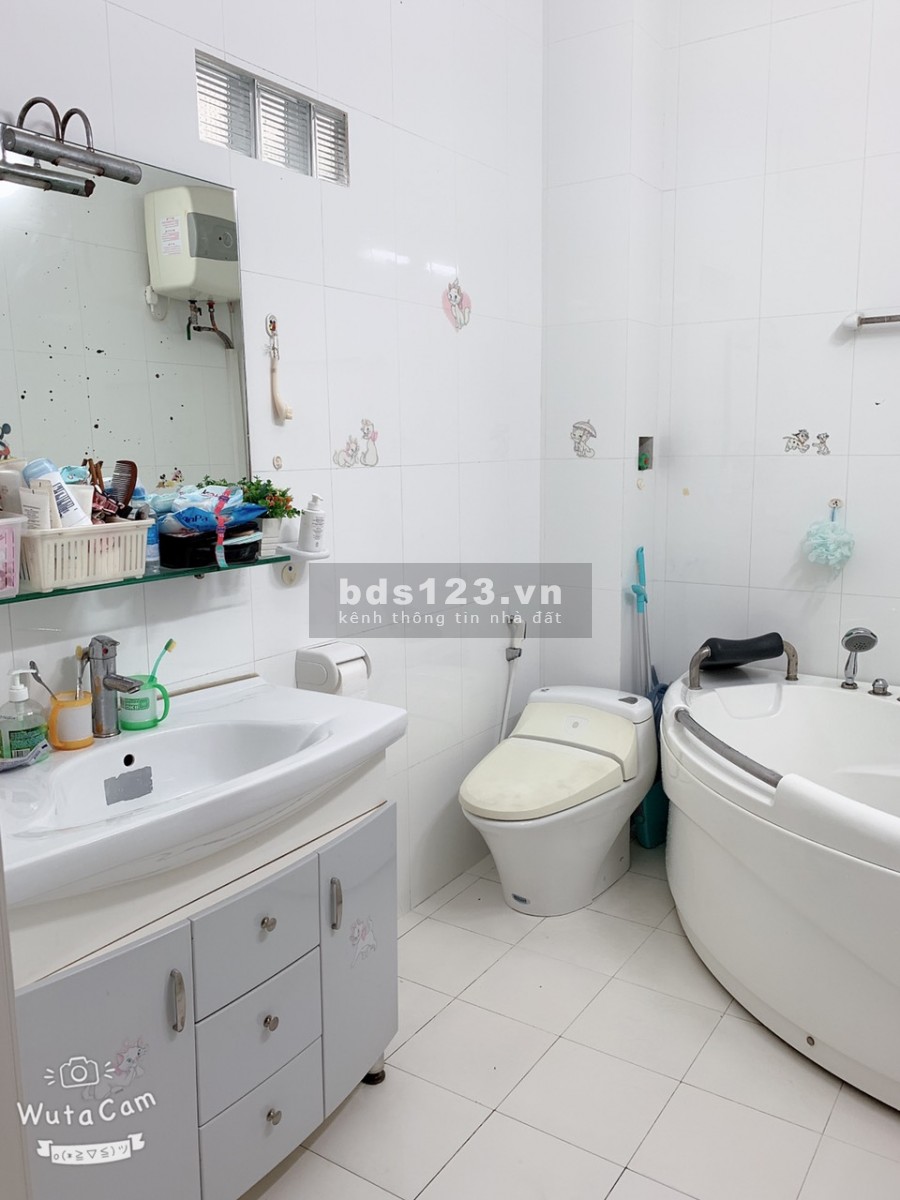 Cần tiền bán gấp nhà mới MT Đường Số 30, Quận Bình Tân. Gần Aeon Mall.