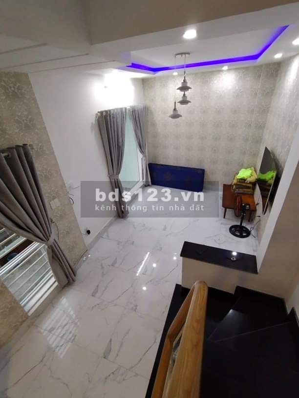 Nhà Bùi Thị Xuân P3, TB Cần Bán Gấp, DT 46 m2, 2Lầu , 3 PN, 3WC, Giá 4 tỷ.