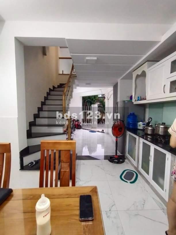 Nhà Bùi Thị Xuân P3, TB Cần Bán Gấp, DT 46 m2, 2Lầu , 3 PN, 3WC, Giá 4 tỷ.