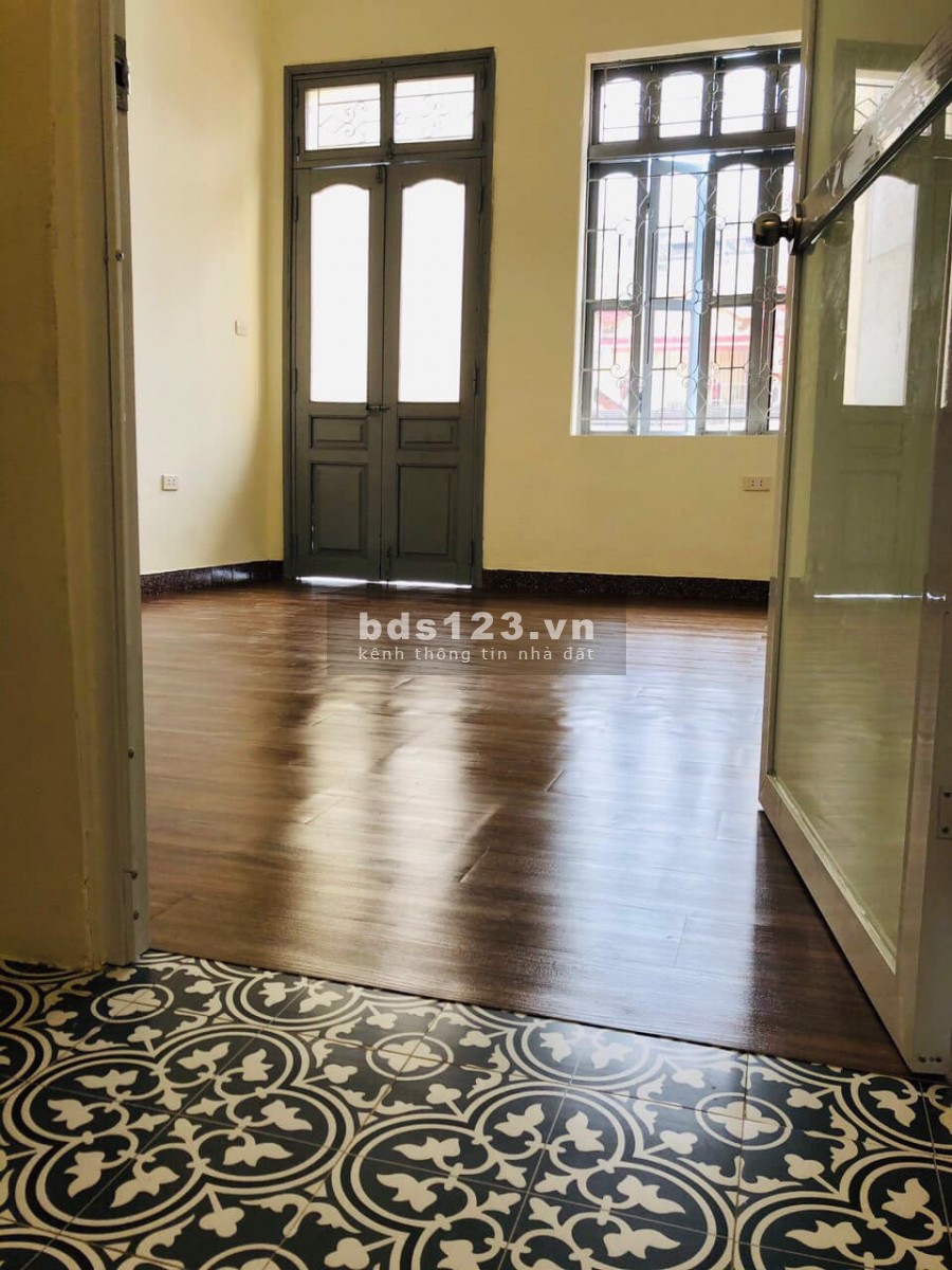 Nhà đẹp đón tết Trương Định Hoàng Mai oto cách nhà 5m 31m 4 tầng chỉ 2.26 tỷ