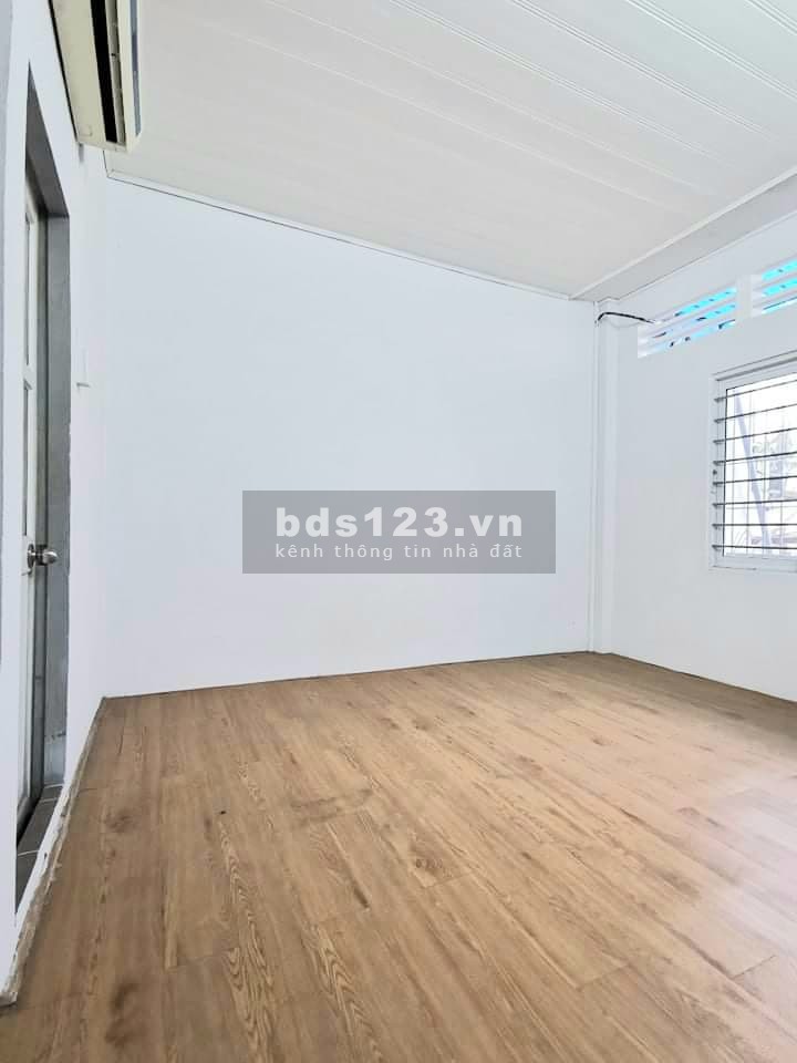 Chủ bán gấp nhà “ Mặt tiền” Thiên Hộ Dương 2 tầng, 200m2, giá rẻ nhỉnh 8 tỷ