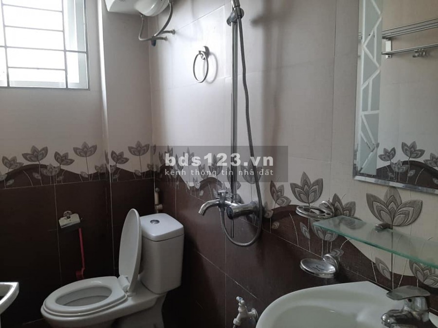 Gà để trứng vàng đón tết 50m2*6T Hai Bà Trưng 3.2 tỷ dòng tiền 30 triệu/Tháng