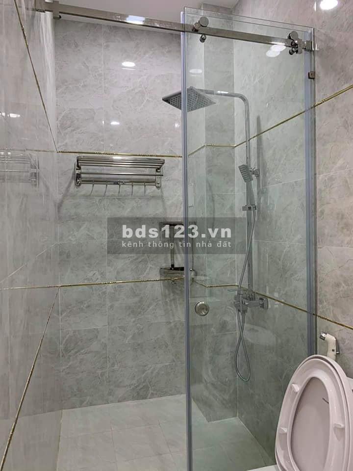Huỳnh Văn Nghệ, Tân Bình, 42m2 (4 * 10.6), 5 tầng, 5.5 tỷ