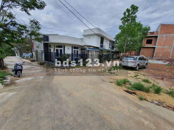 ĐẤT KIỆT Ô TÔ LÊ NGÔ CÁT, TP HUẾ GIÁ CHỈ 8XX TRIỆU. LH 0962628872
