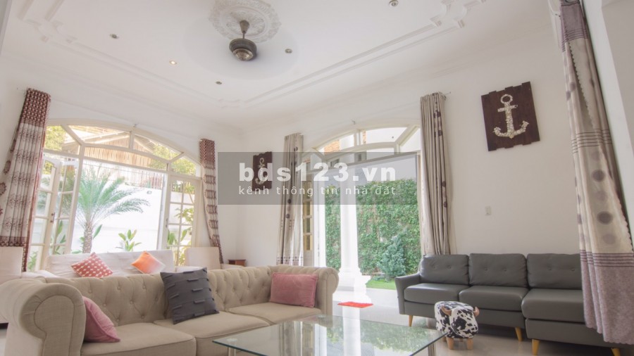 Cho thuê Villa 9x15m Trệt 2 lầu Thảo Điền Thảo Điền Quận 2 MS: 136