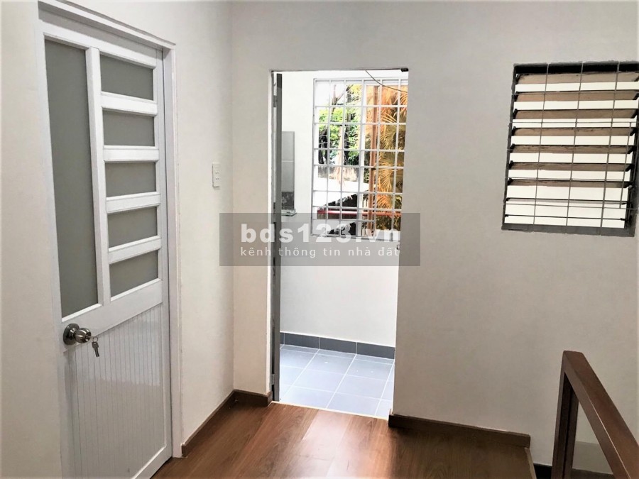Bán nhà hẻm xe hơi tận nhà, 5.5x8m, LLQ P5 Q11_5ti1