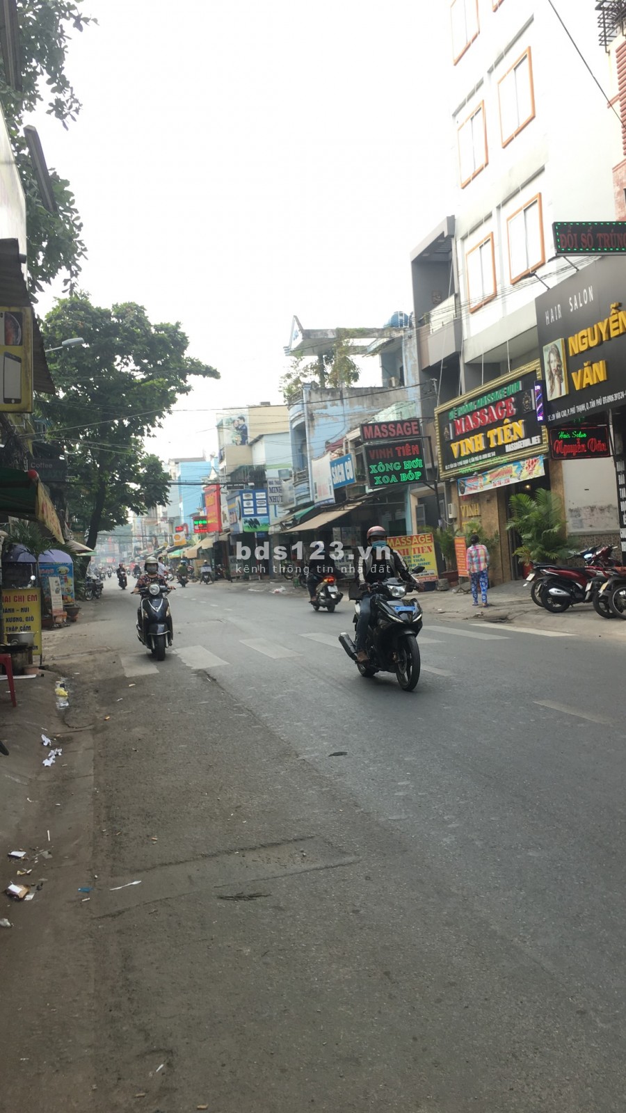 Cho thuê nhà mặt tiền kinh doanh Văn Cao 4.7x15m 2.5 lầu, gía 24 triệu ( gần Nguyễn Sơn )