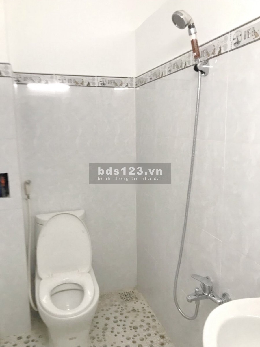 Nhà DT lớn, lầu/4pn/4wc, hẻm 141 đường Tám Danh (đường 13 cũ) P4 Q8
