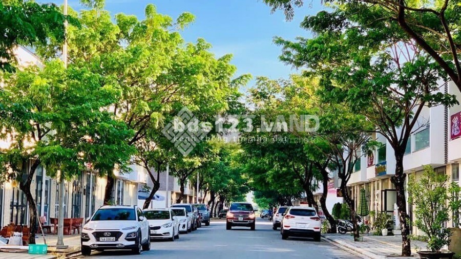 BÁN ĐẤT FPT CITY HƯỚNG ĐÔNG 242M2