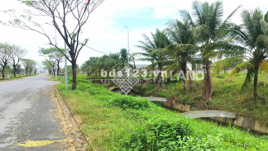 BÁN ĐẤT FPT CITY HƯỚNG ĐÔNG 242M2