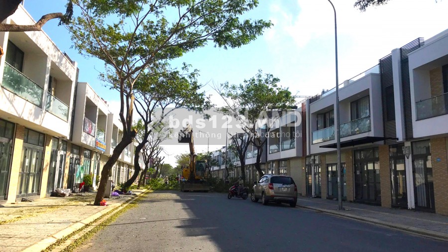 BÁN NHÀ SHOPHOUSE FPT CITY ĐÀ NẴNG – 1,5 TẦNG THÔ