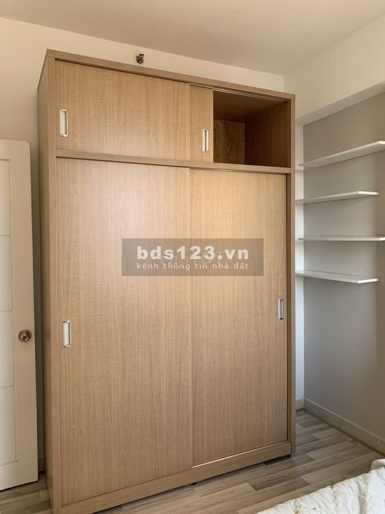 Cần cho thuê căn hộ 2 PN, dtsd 75m2, cc Riverside 90, tầng cao, có sẵn nội thất, giá 13 triệu/tháng