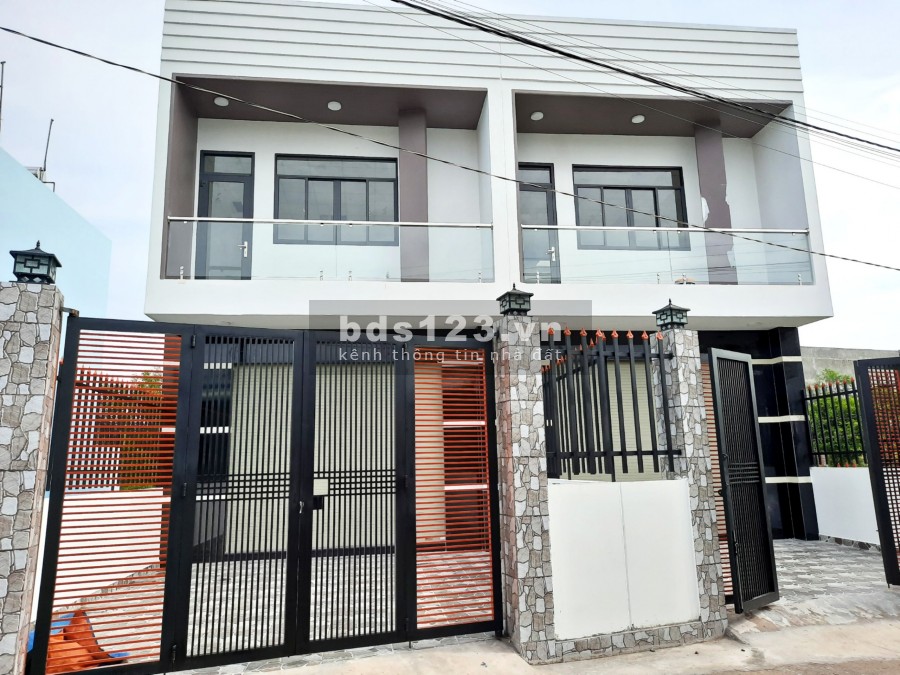 Khu dân cư HOME GARDEN gần chợ Hưng Long, mở bán 50 căn nhà phố 1 trệt 2 lầu giá chỉ 1,5 tỷ