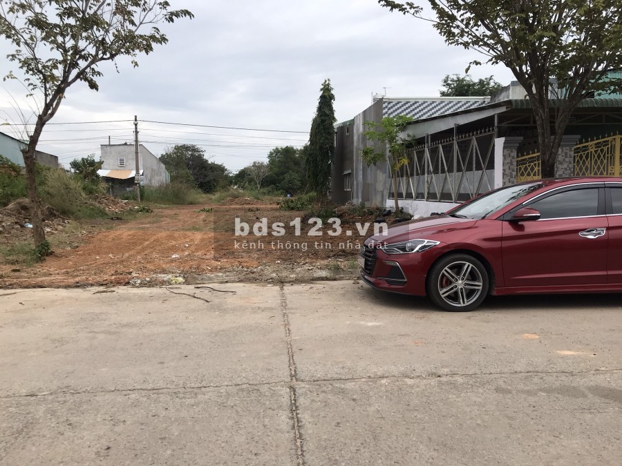 Tôi cần tiền đầu tư bán gấp vài lô đất cực đẹp với giá đầu tư